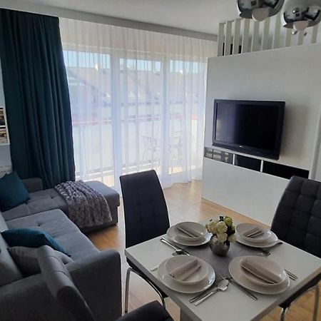 Nowy Apartament K&K Darlowko Exterior foto